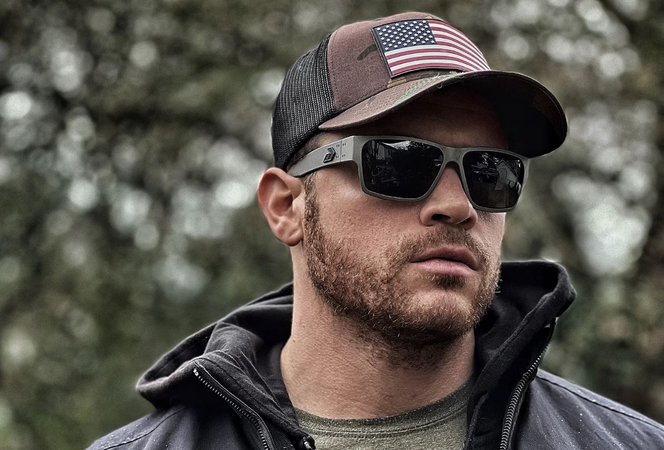 DELTA - BLACK / BLACK LOGO - ROSE OPZ POLARIZED W/ GOLD MIROR