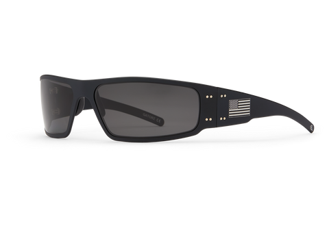 POLARIZED / Smoke Polarized / Black w/Silver Flag