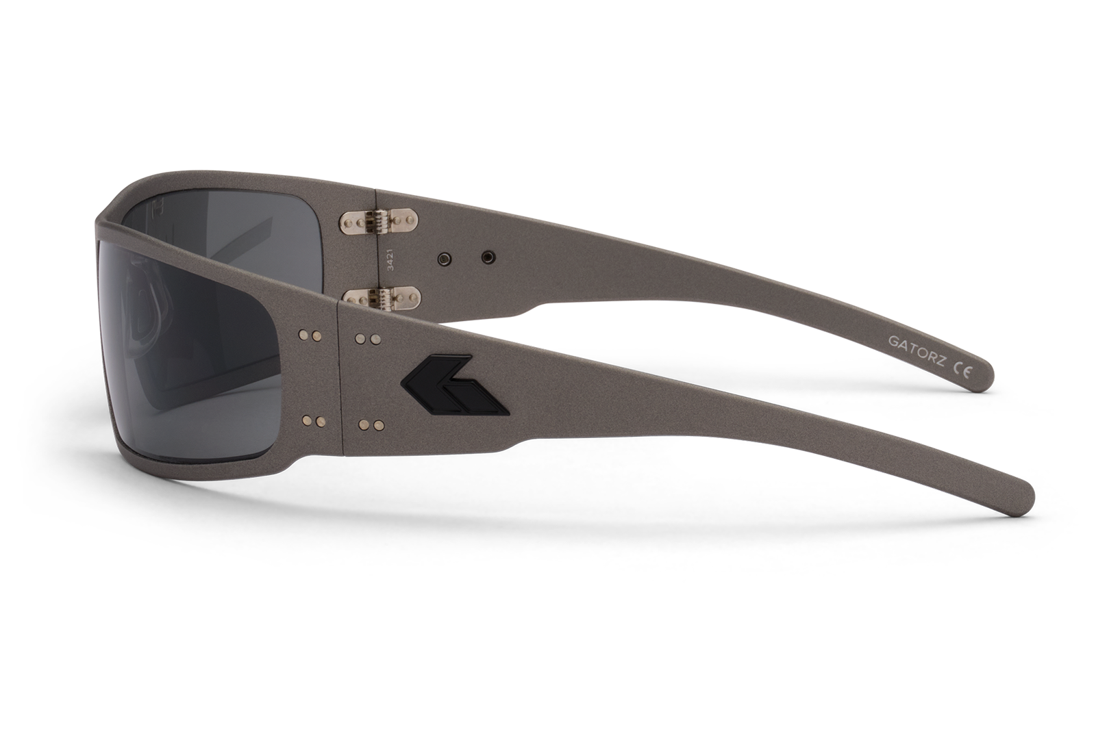 magnum gunmetal smoke polar side